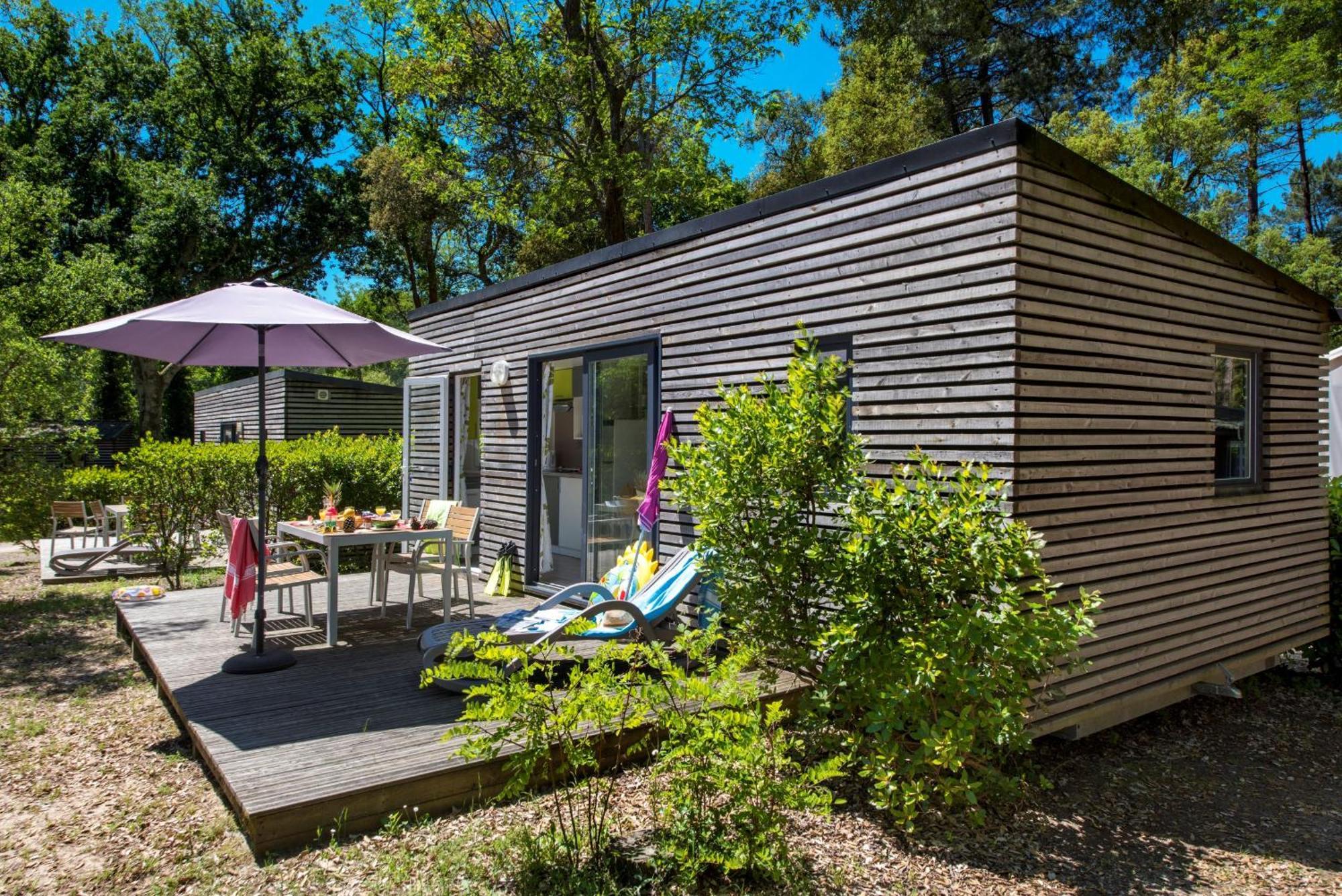 Camping-Village Vacances Les Deux Etangs セノッス - ル・ペノン エクステリア 写真